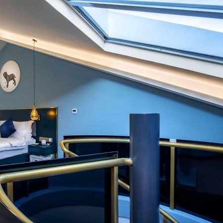 Moon And Chalice Boutique Hotel Куньмін Екстер'єр фото