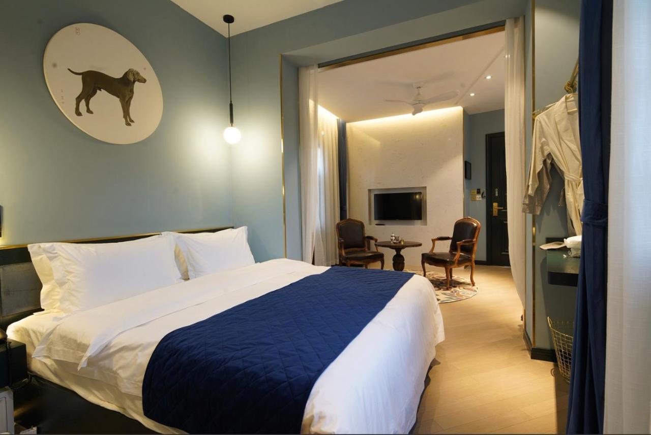 Moon And Chalice Boutique Hotel Куньмін Екстер'єр фото