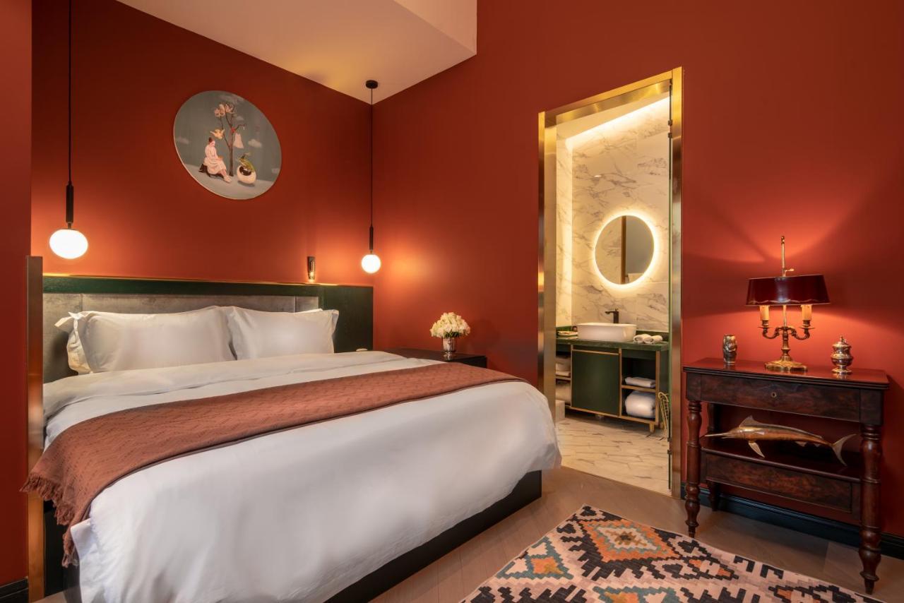 Moon And Chalice Boutique Hotel Куньмін Екстер'єр фото