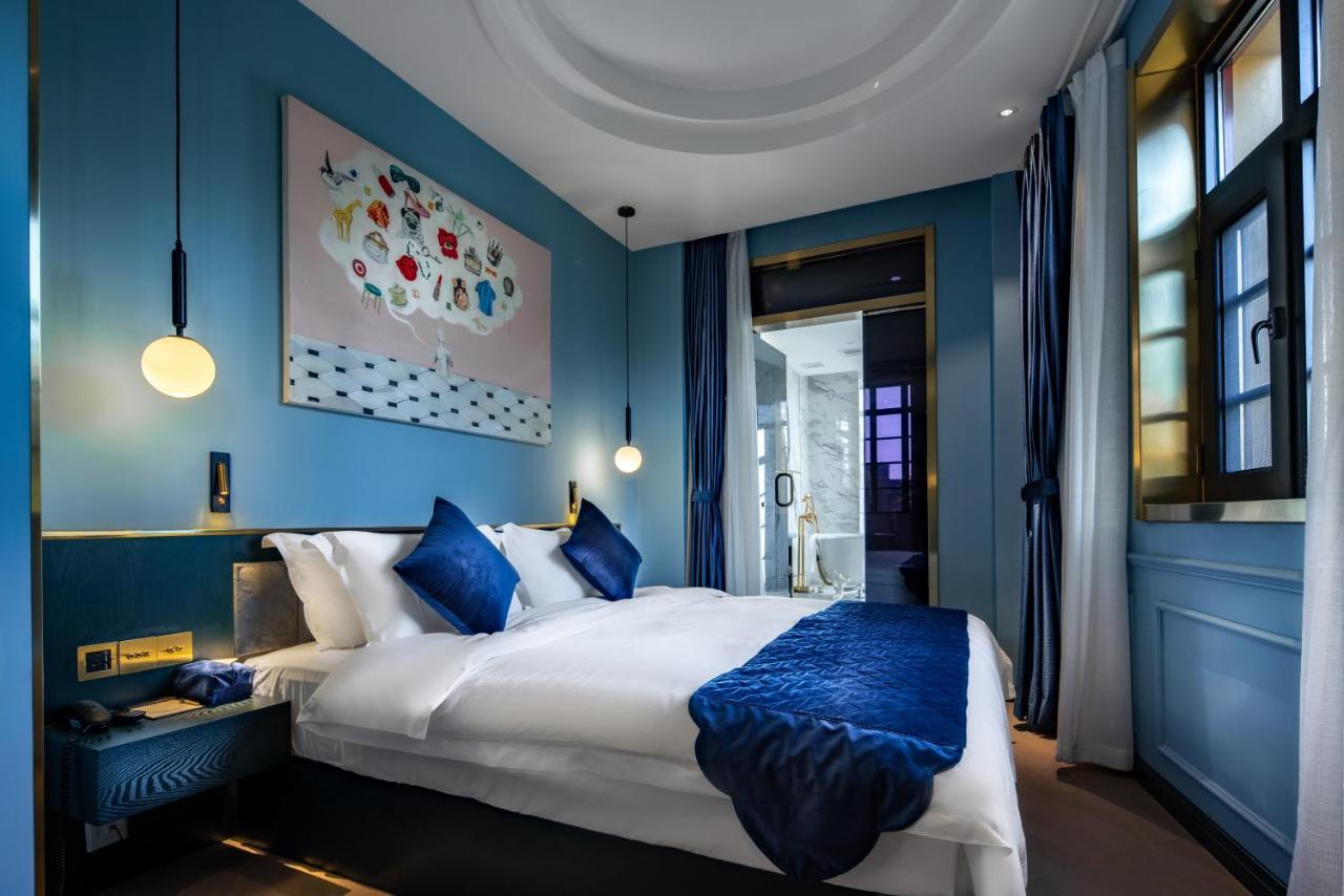 Moon And Chalice Boutique Hotel Куньмін Екстер'єр фото